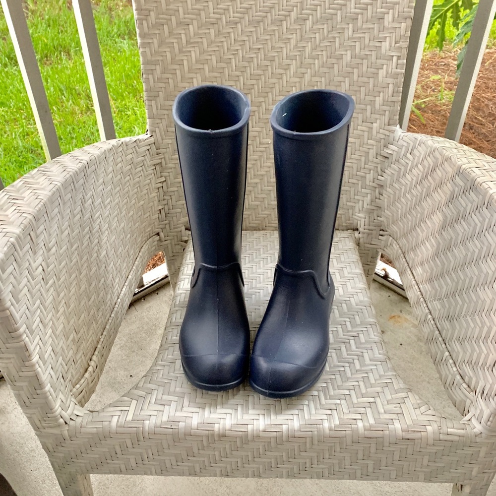 Rain boots